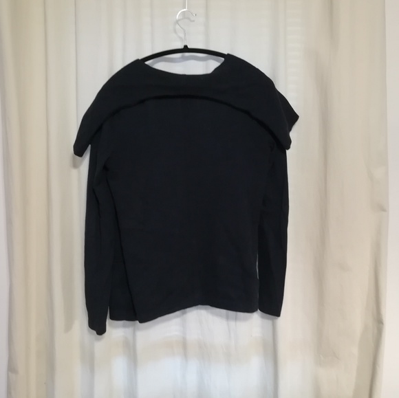 Cardigan - Picture 2 of 2